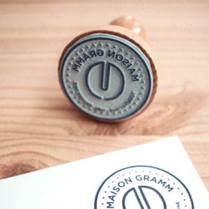 tampon-rond-pour-logo-personnalise