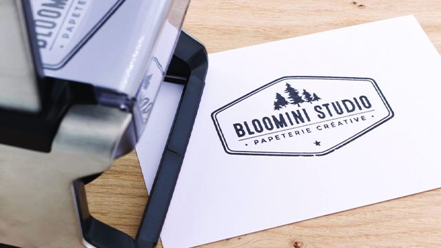 tampon automatique logo personnalisé