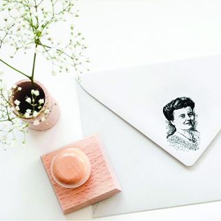 correspondance personnalisée avec un tampon portrait